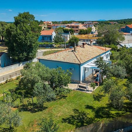 Holiday House Chill Out Loborika Marčana Екстериор снимка
